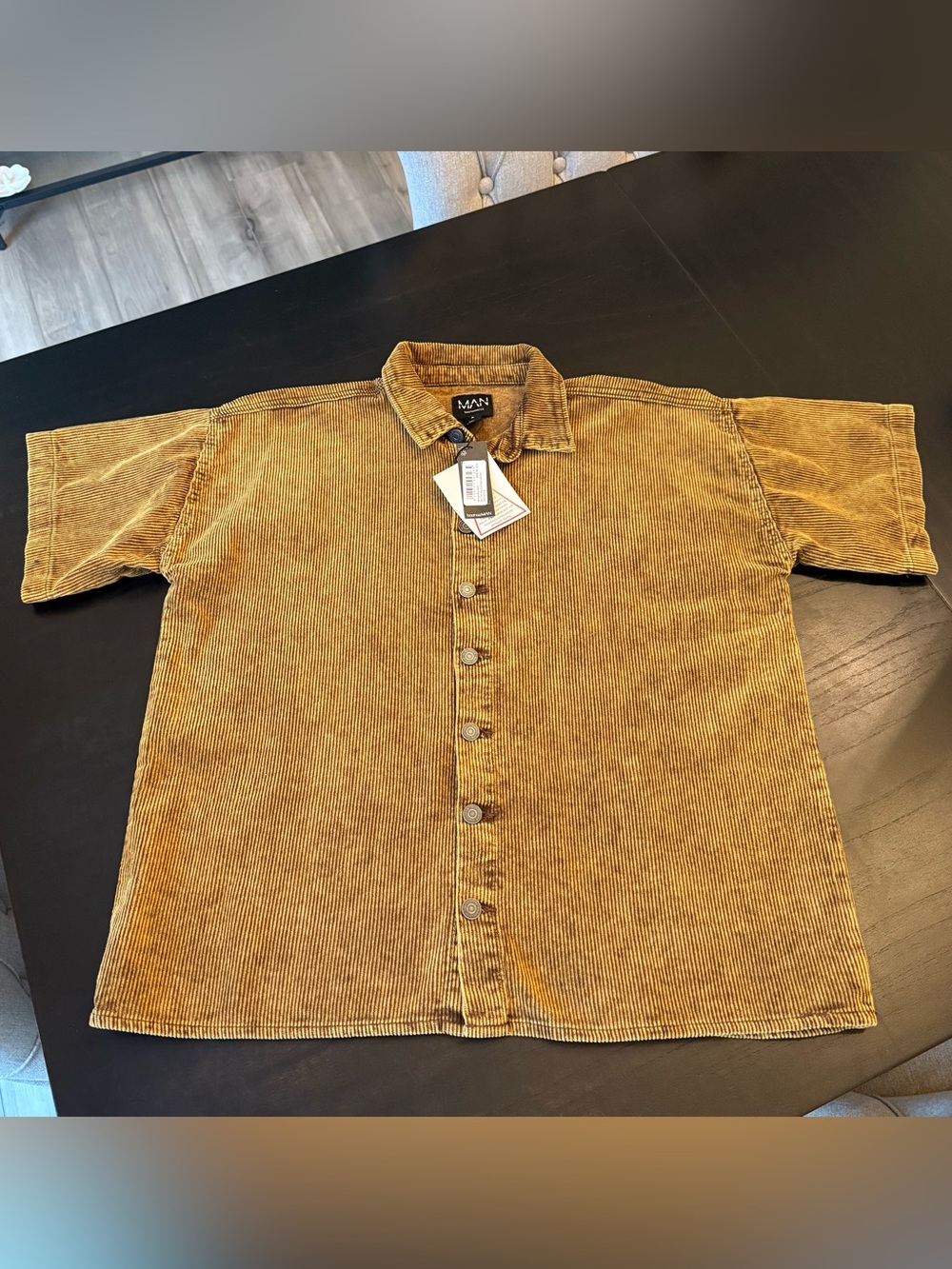BoohooMAN Chocolate Brown Boxy Acid Wash Corduroy Shirt NWT M